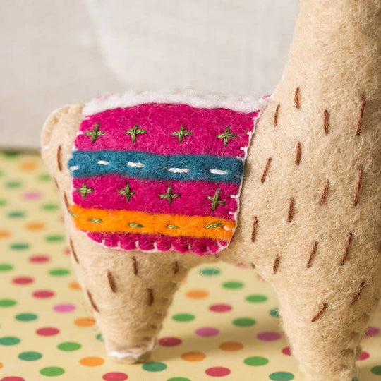 Corinne Lapierre Limited - Llamas Felt Craft Kit