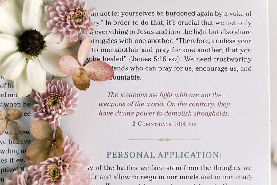 Barbour Publishing, Inc. - The Secret Garden Devotional